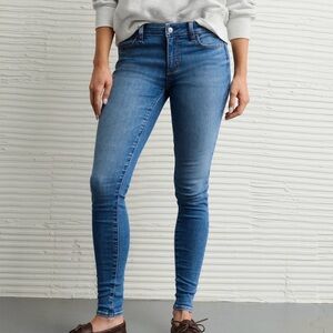 Low rise blue jeans